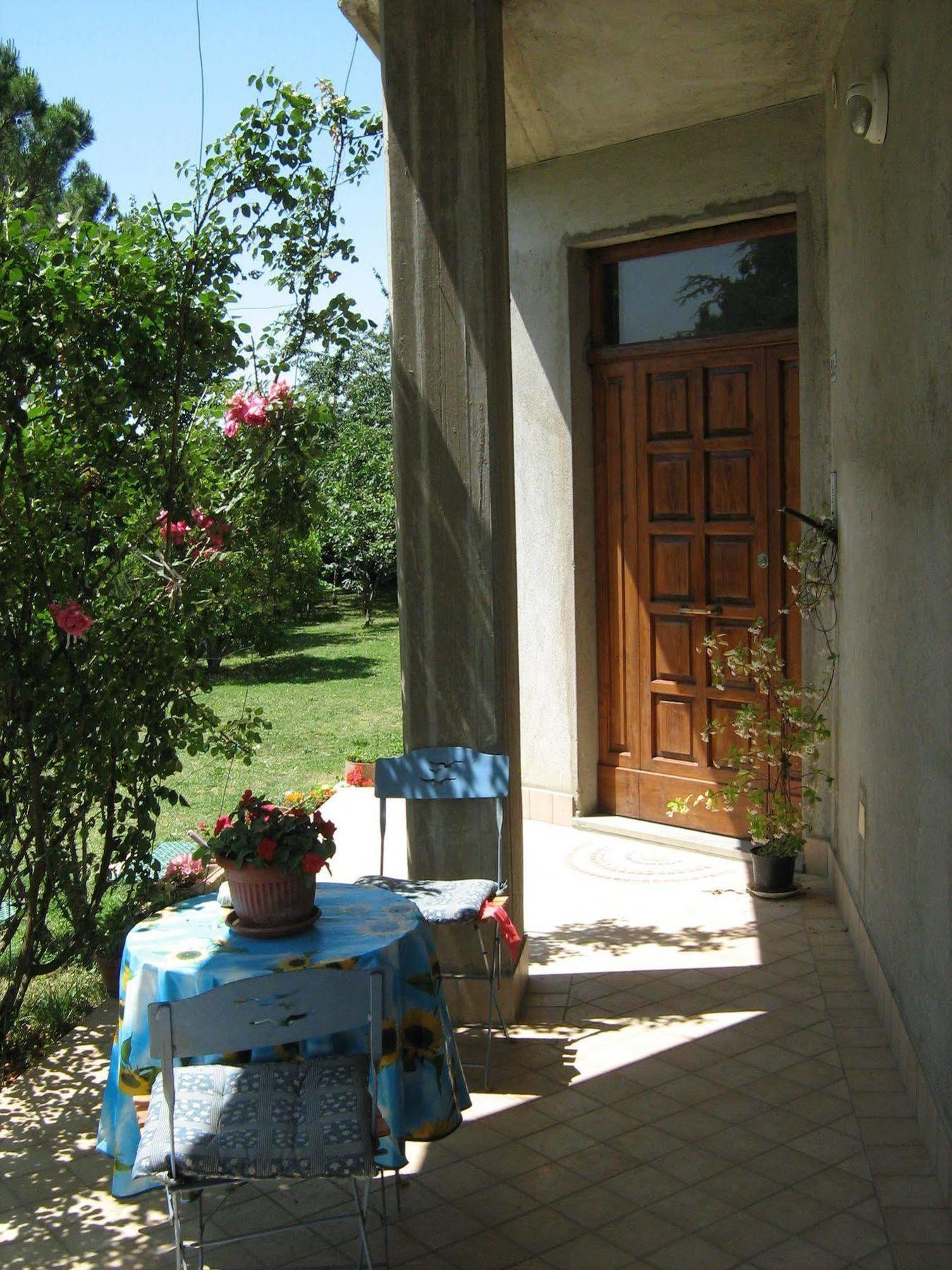 B&B I Fiori San Giustino ภายนอก รูปภาพ